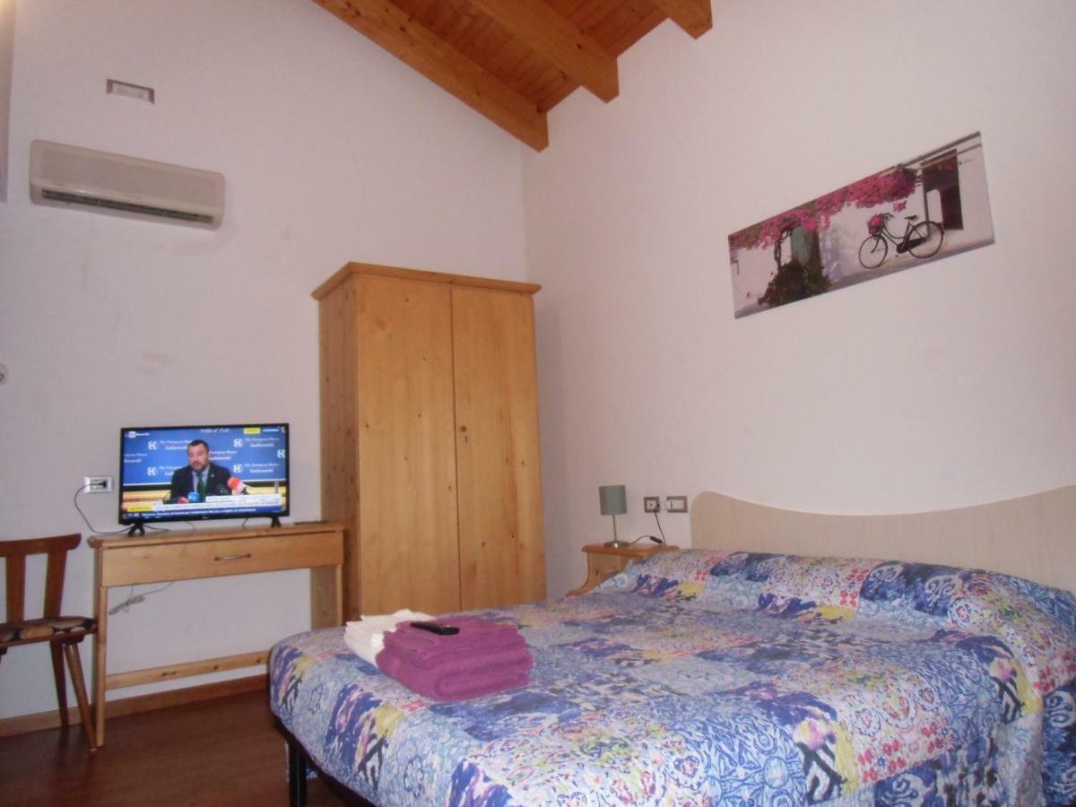 Agriturismo Il Podere Vedelago Con San Bernardo, Alpaca E Una Pentola Di Cose Da Scoprire Ngoại thất bức ảnh